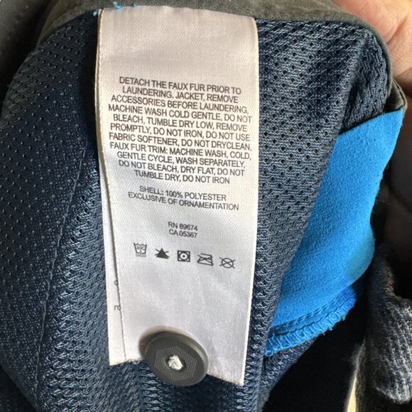 Mountain Hardwear Swim Shorts - Picture 6 of 6